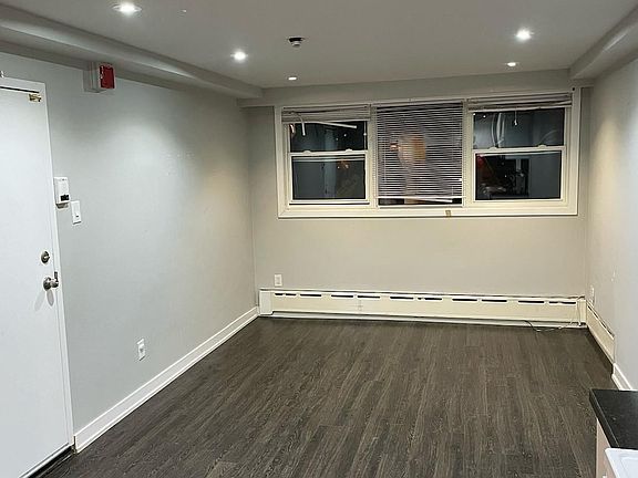 4th image of 78 Cavell Ave