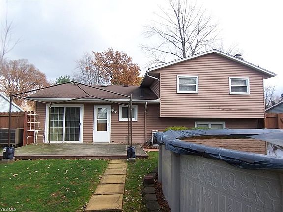 3rd image of 4612 Tanglewood Pl
