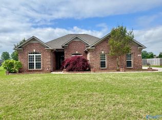 114 Bentridge Dr, Meridianville, AL 35759