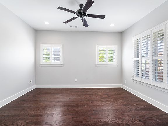 5th image of 471 Finnhorse Ln