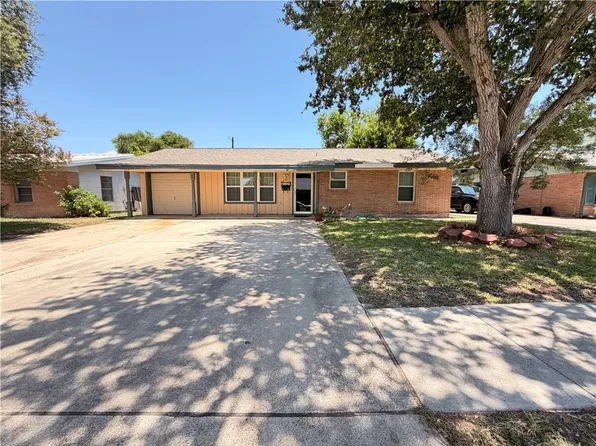 1708 Crosby St, Portland, TX 78374