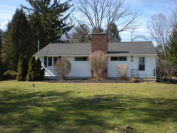 4th image of 109 Fayette Dr