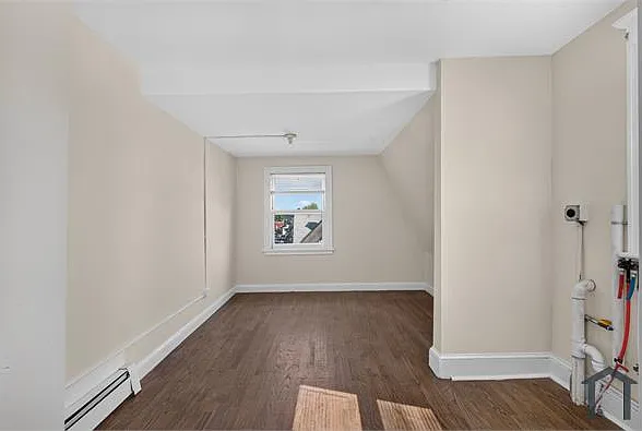 40 Vine St #44 — Photo 6