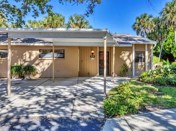 4715 Village Gardens Dr #68, Sarasota, FL 34234