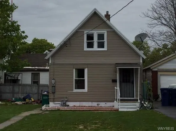88 California St, Buffalo, NY 14213