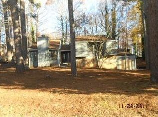 4100 Willow Ridge Rd, Douglasville, GA 30135