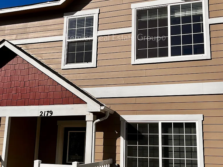 2179 Saint Claire Park Aly — Photo 2