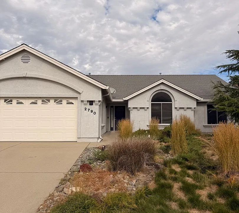 2790 Blue Bell Dr
