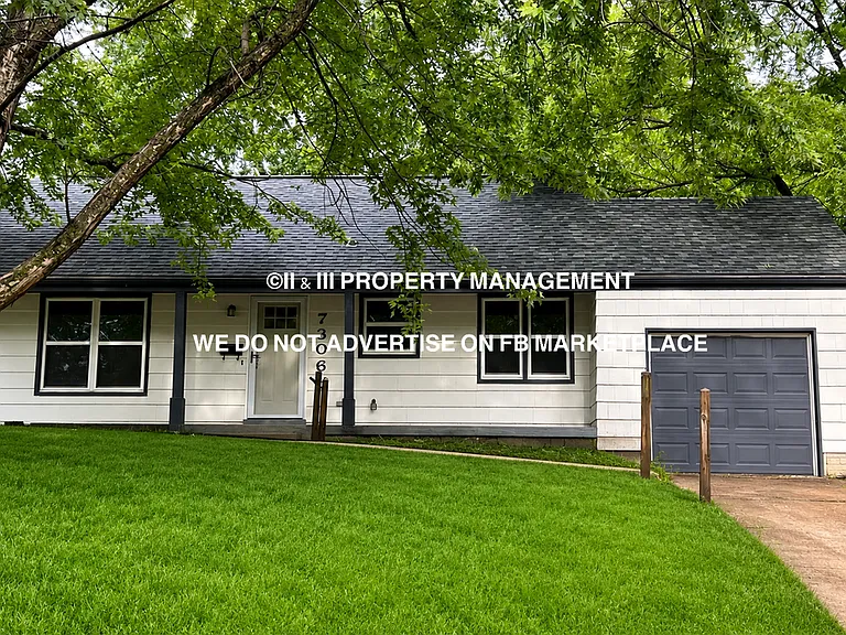 7306 Glenwood Ln — Photo 1