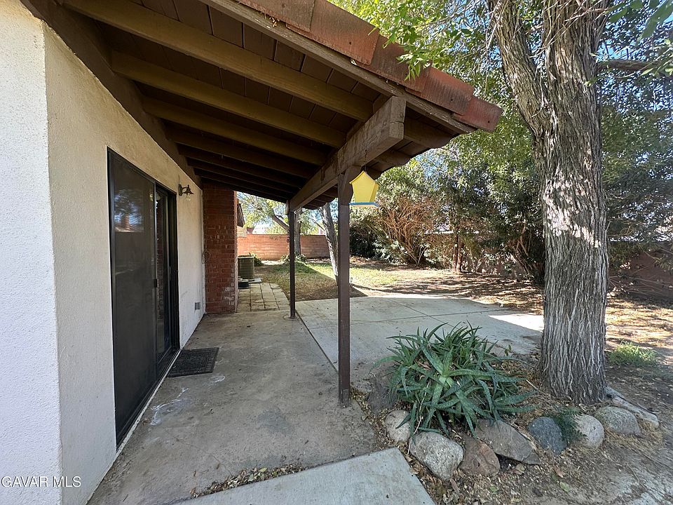 2nd image of 44933 W 17th Ave