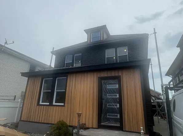 14610 Hawthorne Ave Floor 2, Flushing, NY 11355