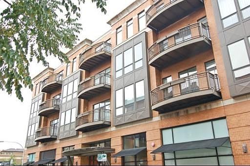 1st image of 600 W Drummond Pl APT 410
