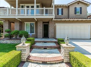 1932 W Deerefield Rd, Santa Ana, CA 92704