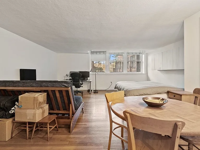 260 Beacon St #3 — Photo 5