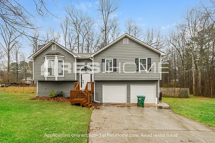 1st image of 51 Silverthorne Ct