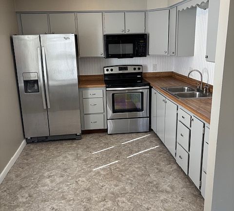 3rd image of 722A Osage St #A