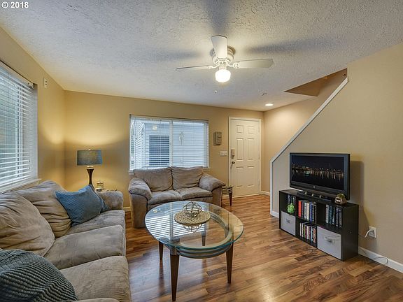 4th image of 4000 NE 109th Ave Unit 170