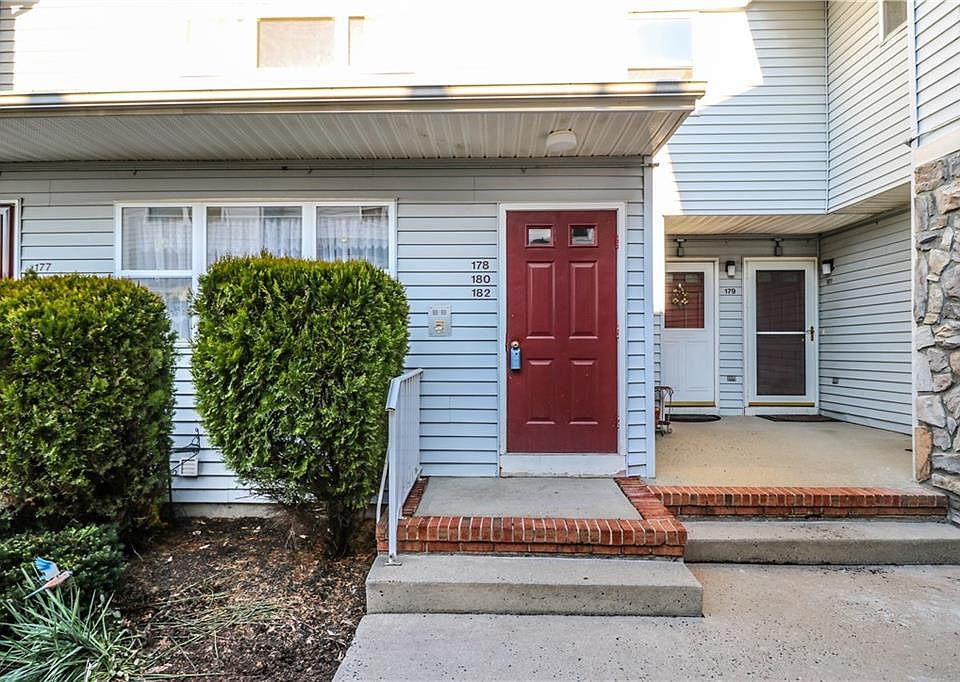 1st image of 178 Bexley Ln #178