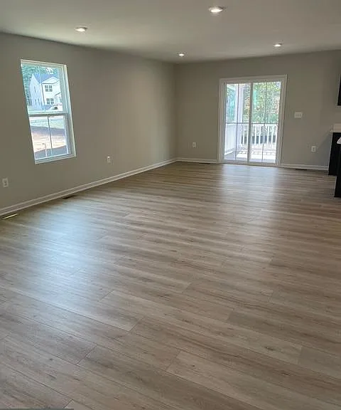 18045 South Village Dr — Photo 6