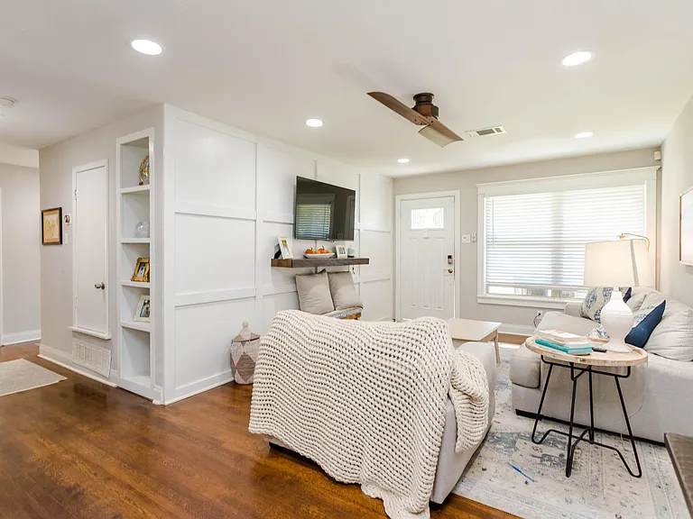 626 Sherwood Dr — Photo 5