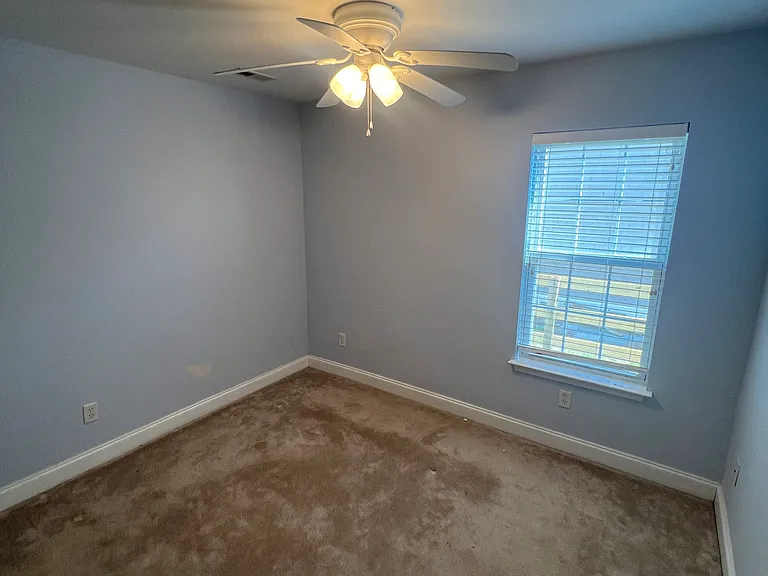 5218 Minnesota Dr — Photo 14