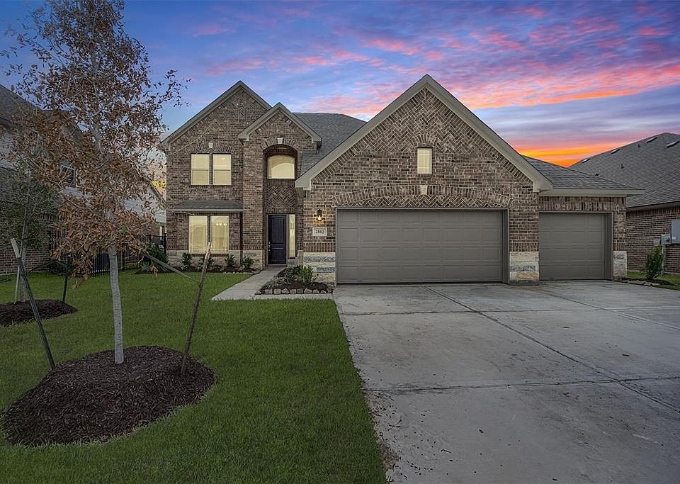 1st image of 2802 Cumberland Dr
