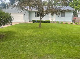 2875 W John Beers Rd, Stevensville, MI 49127