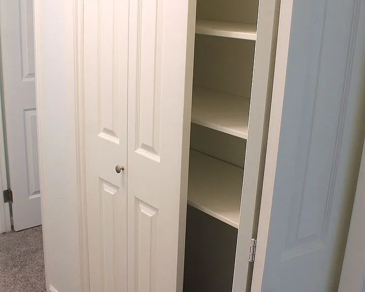 2093 S Manitou Ave — Photo 11