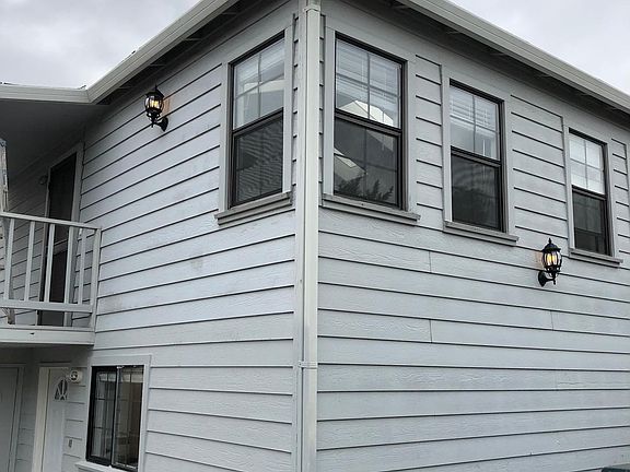 3rd image of 24 E Campbell Ave