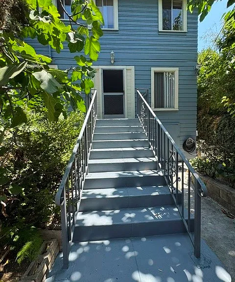 1924 Pinehurst Rd — Photo 1