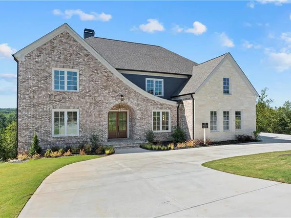 5753 Brendlynn Dr, Suwanee, GA 30024