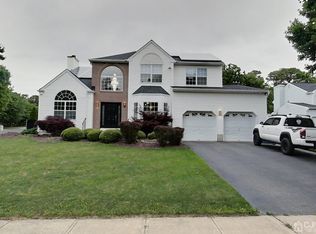2 Edinburgh Ct, Jackson, NJ 08527