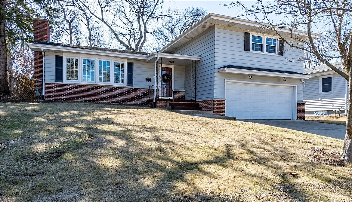 75 Ridgedale Dr photo 1