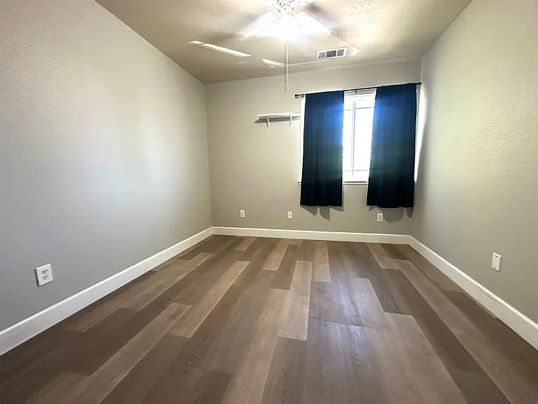 2601 Roberts Rd — Photo 9