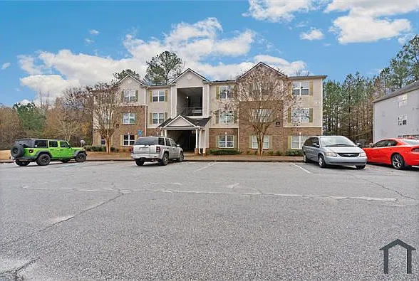 3 bed, 1292 sqft, $1,670 — Photo 3