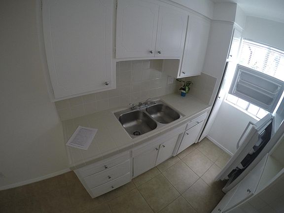 3rd image of 166 N Normandie Ave APT 107