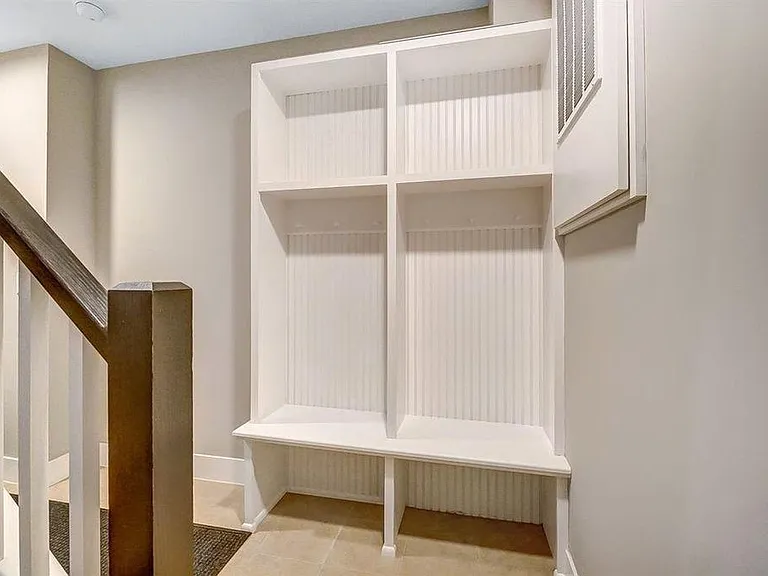 440 Northern Ave — Photo 10