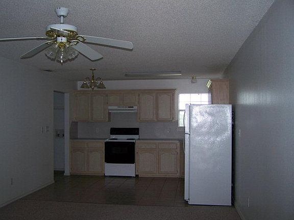 4th image of 1521 Oasis Ave APT 704