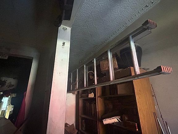 3rd image of 208 S Smallwood St