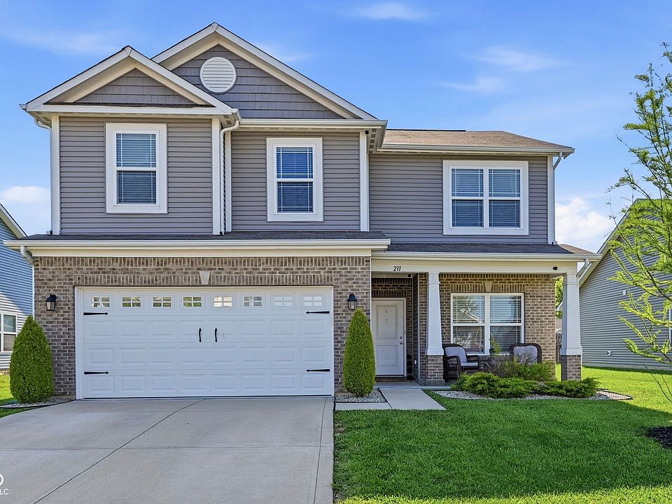 1st image of 211 Thistlewood Dr
