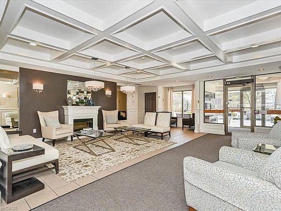 5th image of 265 Westcourt Pl #809