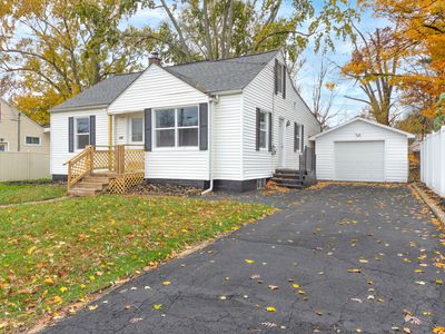 114 S Liberty St, Paw Paw, MI, 49079