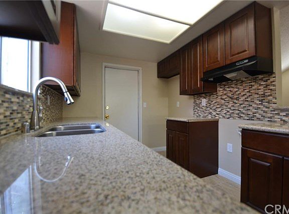 5th image of 25184 Dana Ln