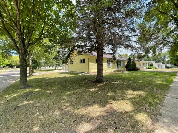 1222 N 5th St, Montevideo, MN 56265
