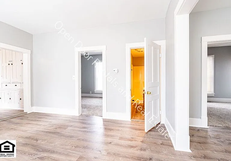 515 N State St #515 N STATE — Photo 7