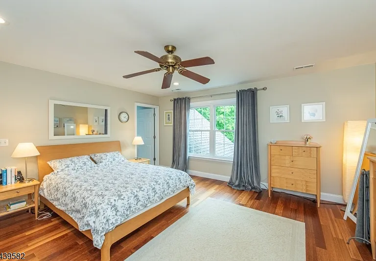31 Cooper Ln — Photo 18
