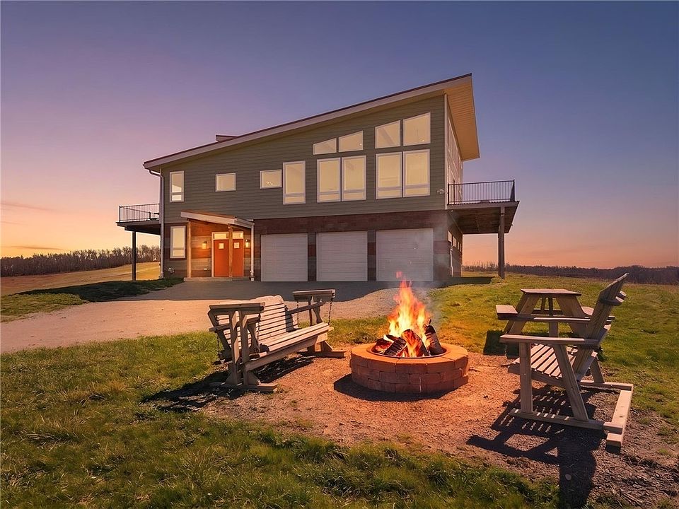 1st image of 1029 Hoffman Rd S