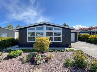 614 N 7th Ave, Sequim, WA 98382