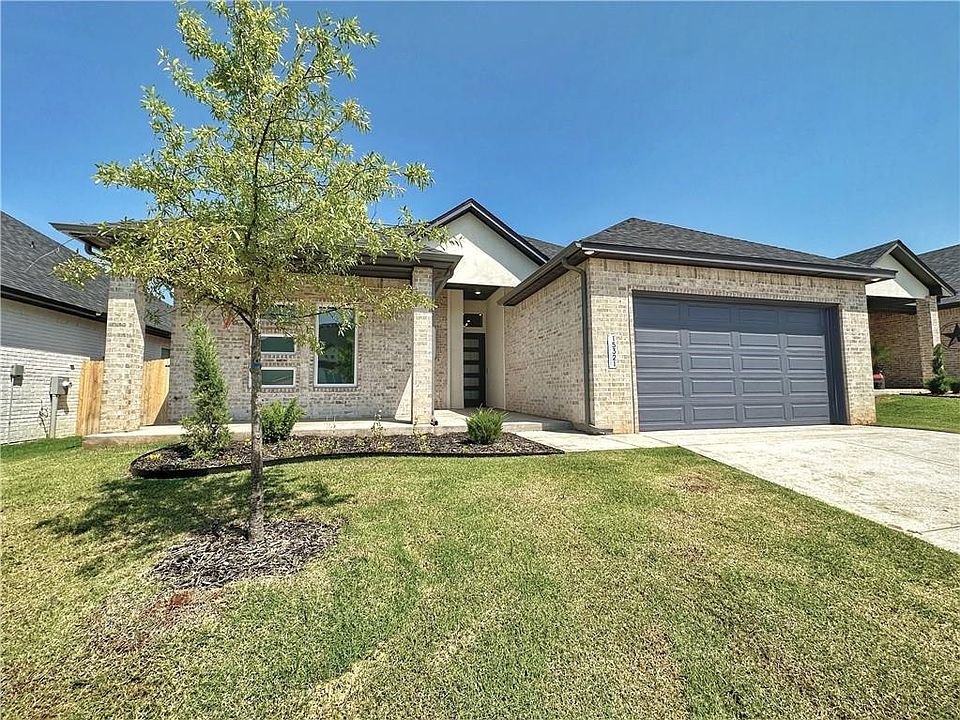 1st image of 15321 Caspian Ln