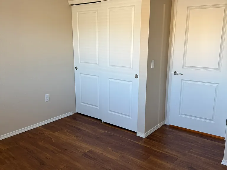 Granite Creek Apartments — Photo 59